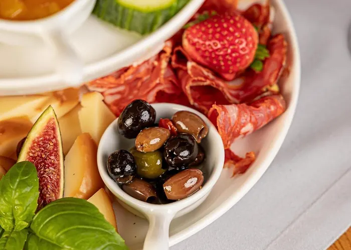 White Glove Grzegorzewska *